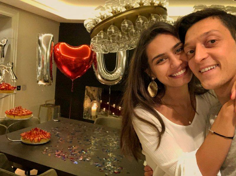 Mesut Özil yeni evine servet ödeyecek - Resim 7