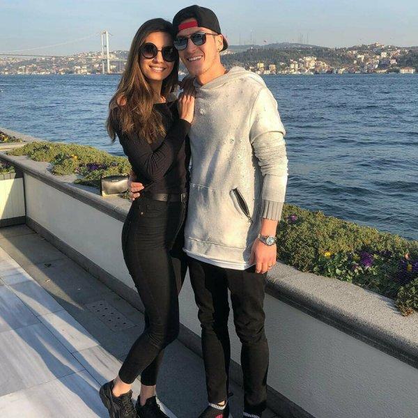 Mesut Özil yeni evine servet ödeyecek - Resim 10