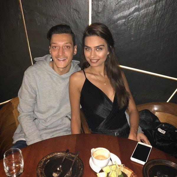 Mesut Özil yeni evine servet ödeyecek - Resim 13