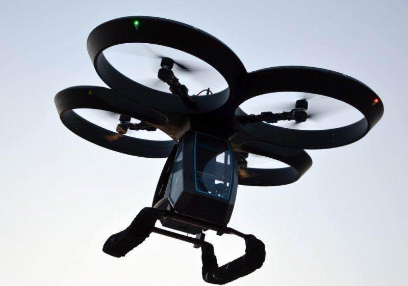 Türkiye'nin ilk uçan arabası Cezeri, havalandı