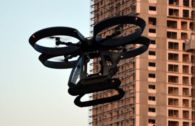 Türkiye'nin ilk uçan arabası Cezeri, havalandı