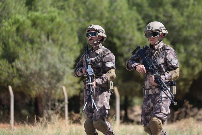 Devletin 'çelik bileği' PÖH'ler daima göreve hazır