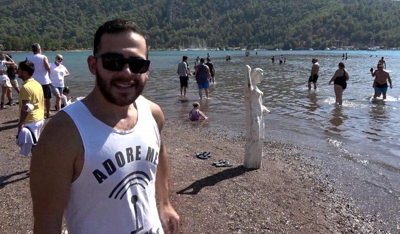 Kızkumu'nun 'Prenses' heykeli küllük olarak kullanılıyor