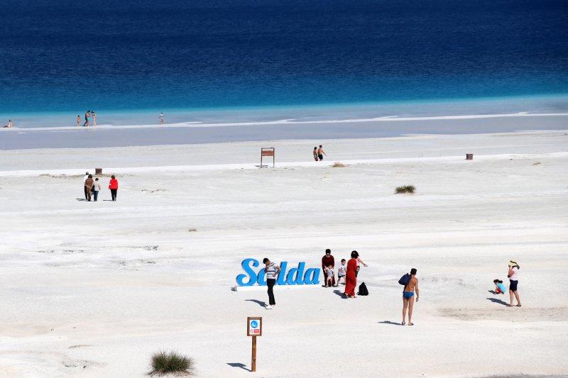 Salda Gölü'nün son ziyaretçileri