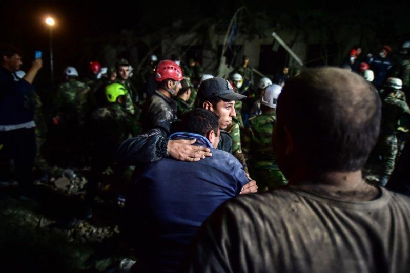 Gence'deki enkazın görüntüleri