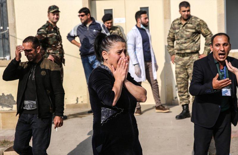 Ermenistan, Berde'de sivilleri hedef aldı