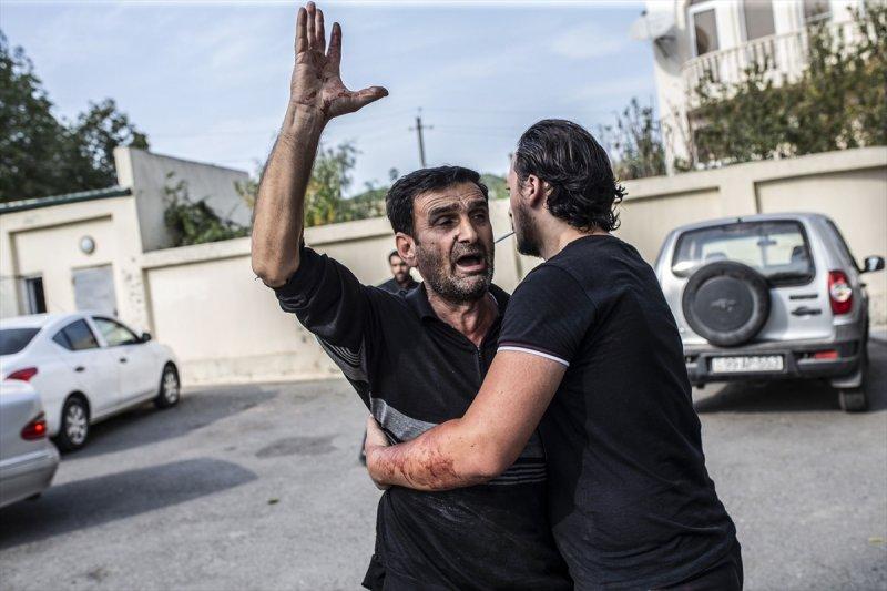 Ermenistan, Berde'de sivilleri hedef aldı