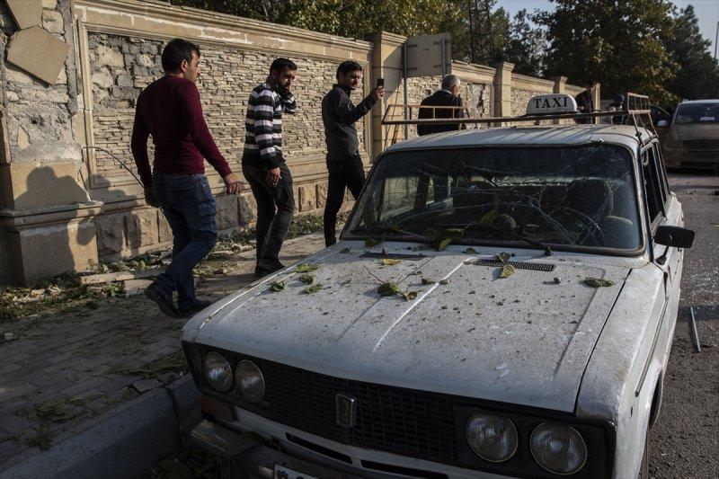 Ermenistan, Berde'de sivilleri hedef aldı