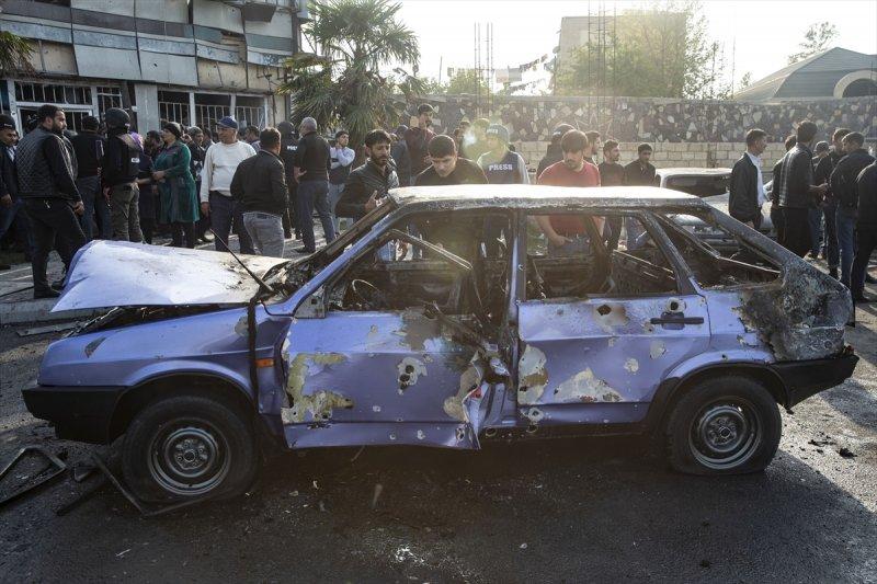 Ermenistan, Berde'de sivilleri hedef aldı