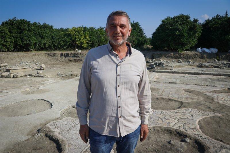 Hatay'da bahçesinde bulduğu kilisenin kazılarına gönüllü oldu