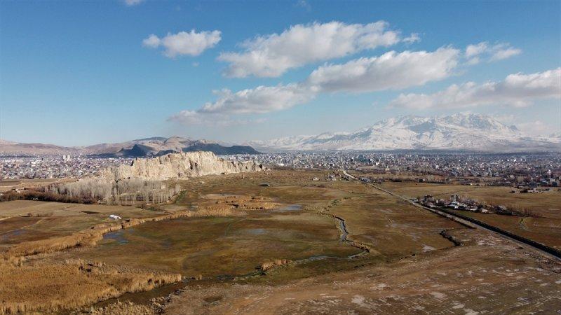 Van Kalesi ve çevresi, nitelikli doğal koruma alanı oldu