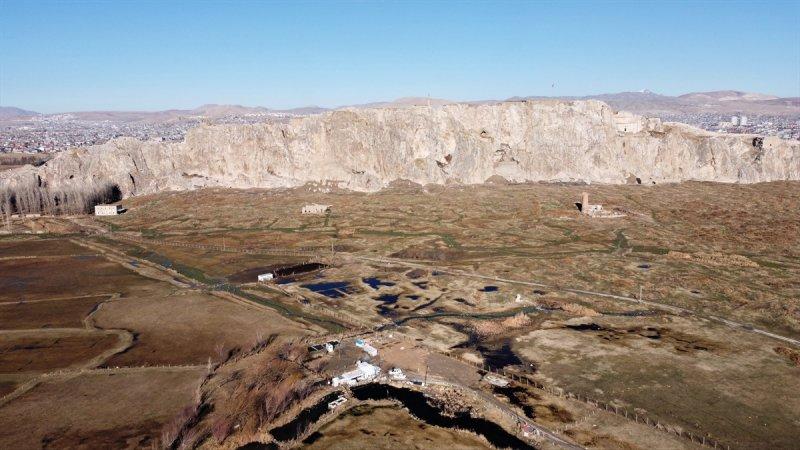 Van Kalesi ve çevresi, nitelikli doğal koruma alanı oldu