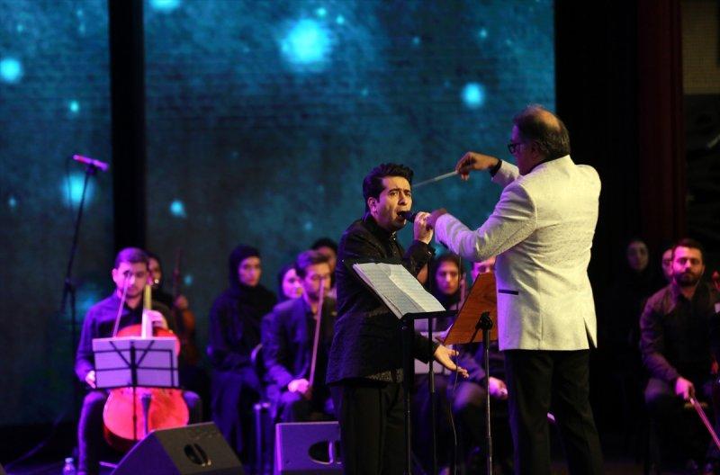 İran'da korona günlerinde online konser