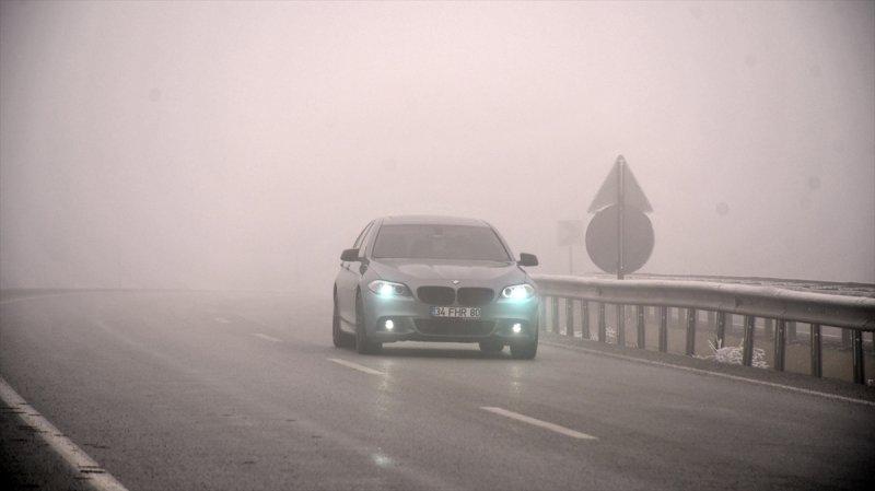 Sivas'ta kırağı ve sis, büyüleyici görüntüleri ortaya çıkardı