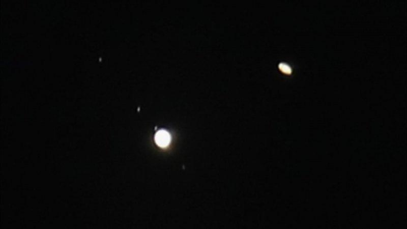 Jüpiter ve Satürn buluşması gerçekleşti