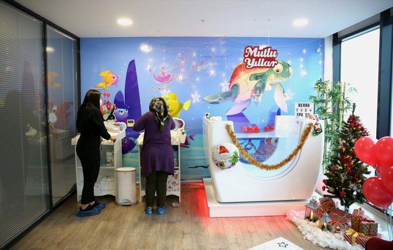 Diyarbakır'da bebeklere jakuzi ve masajla gelişim desteği