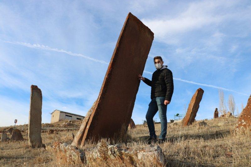 Sivas'ın 4 asırlık mezar taşları