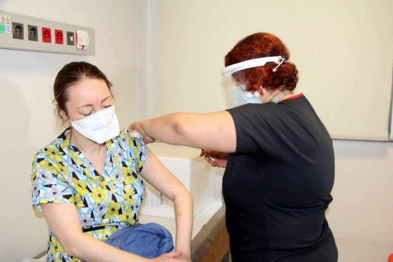 Türkiye'de koronavirüs aşısı 