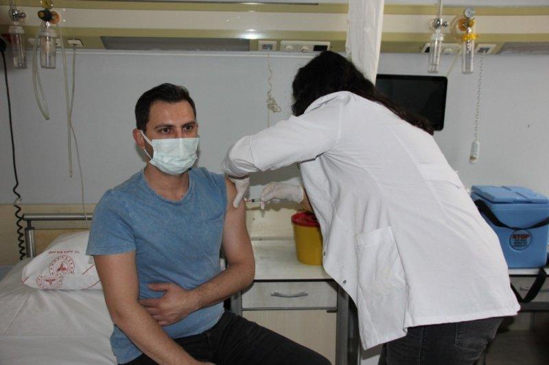 Türkiye'de koronavirüs aşısı 