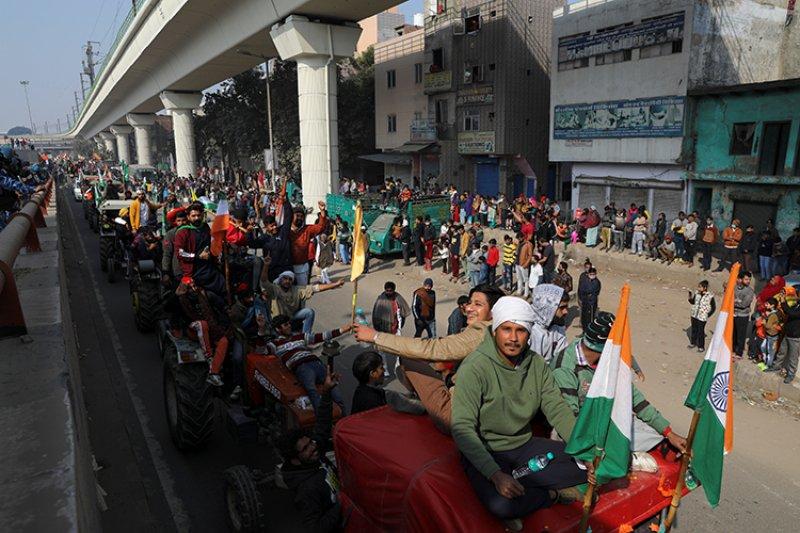 Hindistan'da yeni tarım yasalarına tepki