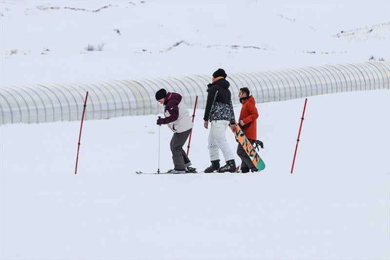 Denizli'de kayak sezonu açıldı
