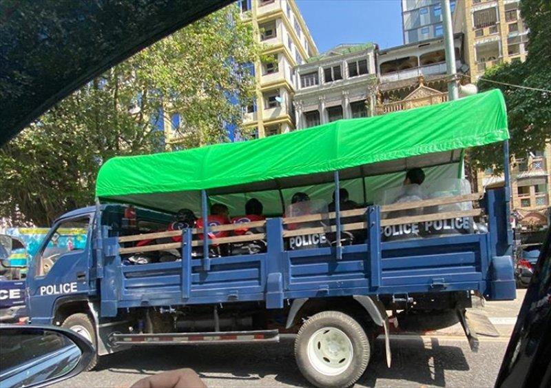 Myanmar ordusu yönetime el koydu