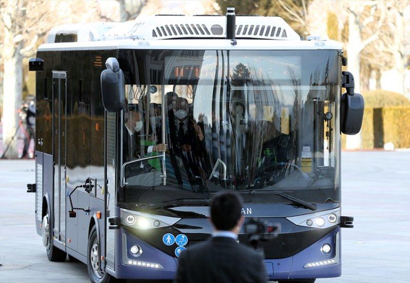Türkiye'nin sürücüsüz elektrikli otobüsü