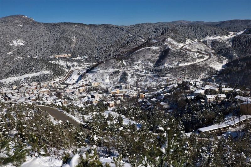 Karla kaplı Küre Dağları'nda görsel şölen