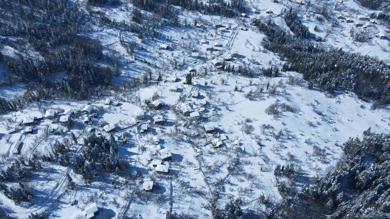 Karla kaplı Küre Dağları'nda görsel şölen