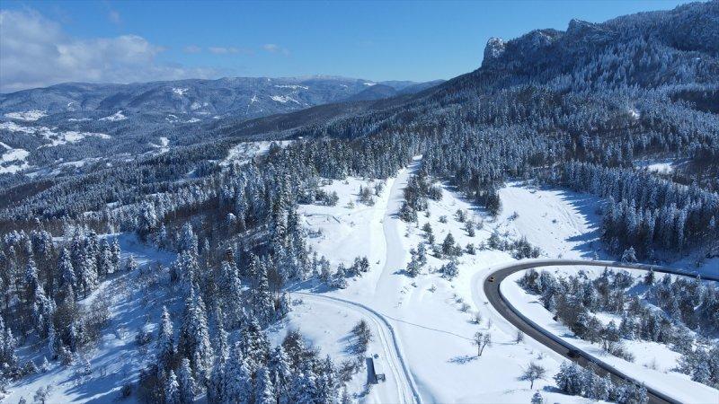 Karla kaplı Küre Dağları'nda görsel şölen