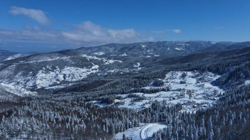 Karla kaplı Küre Dağları'nda görsel şölen