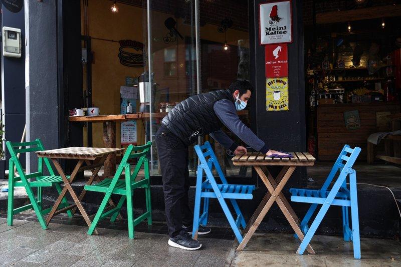 İstanbul'da kontrollü normalleşmenin ilk günü