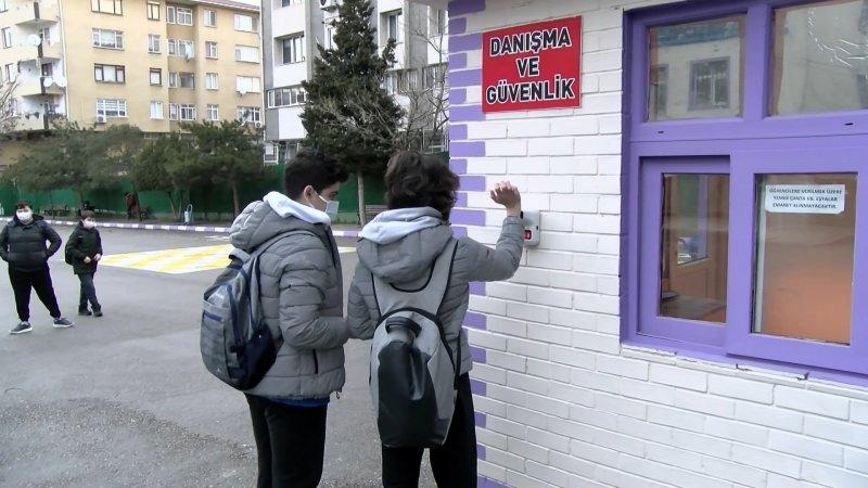 İstanbul'da kontrollü normalleşmenin ilk günü