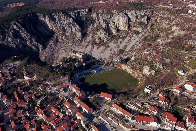 Dünyadaki en ilginç stadyumalar - Resim 11
