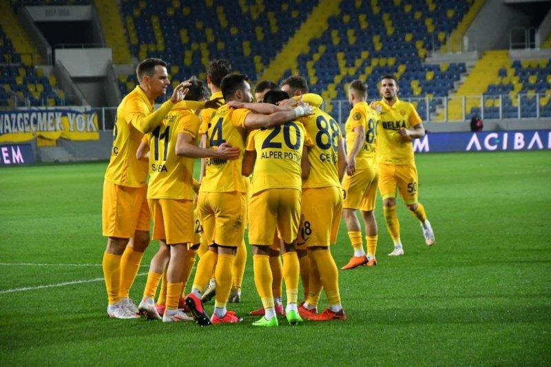 Süper Lig tarihinin en golcü takımları 