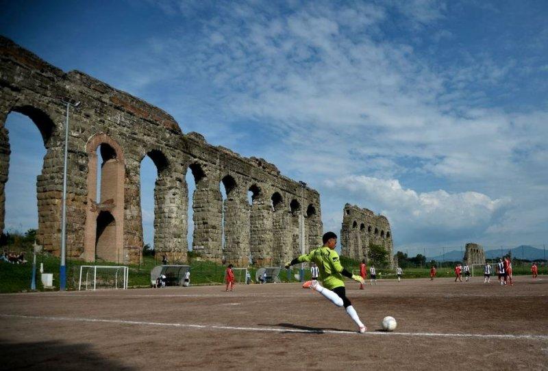 Dünyadaki en ilginç stadyumalar - Resim 7
