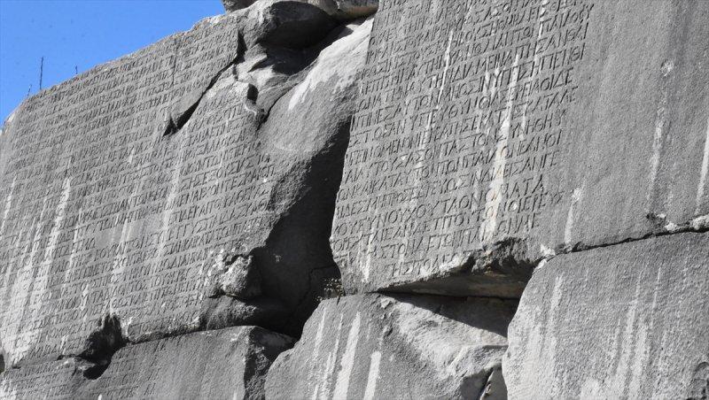 2 bin yıllık antik kent Stratonikeia 