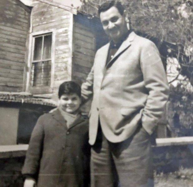 Fotoğraflarla Rasim Öztekin