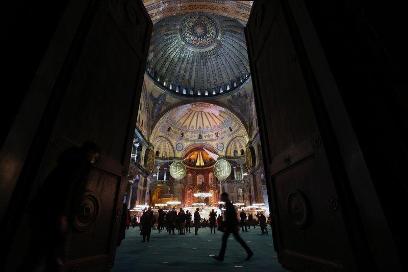 Ayasofya-i Kebir Cami-i Şerifi'nde Mirac gecesi idrak edildi