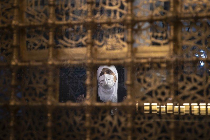 Berat Kandili yurt genelinde idrak edildi