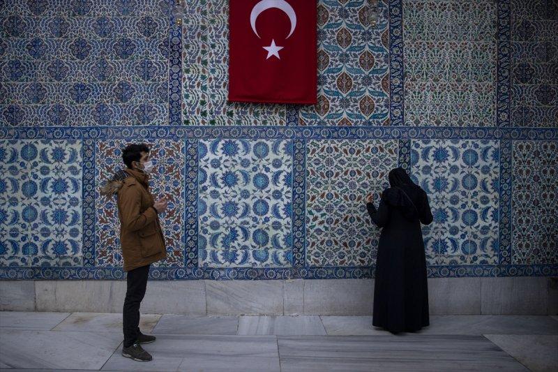 Berat Kandili yurt genelinde idrak edildi