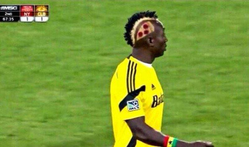 Futbolcuların ilginç saç stilleri