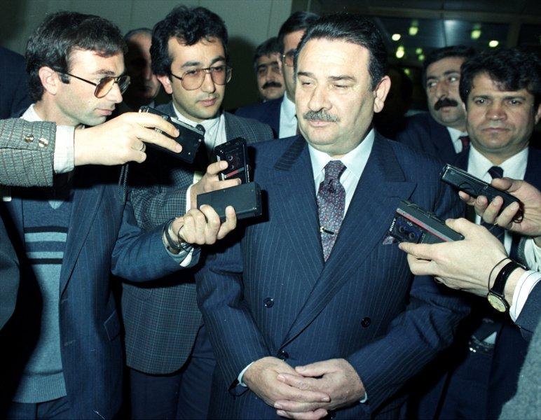 Yıldırım Akbulut hayatını kaybetti