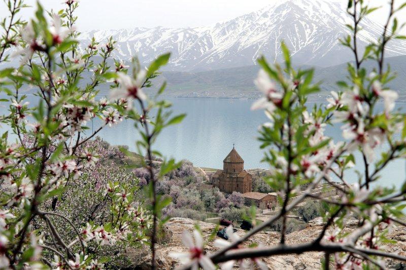 Akdamar Adası'nda kısıtlama sessizliği