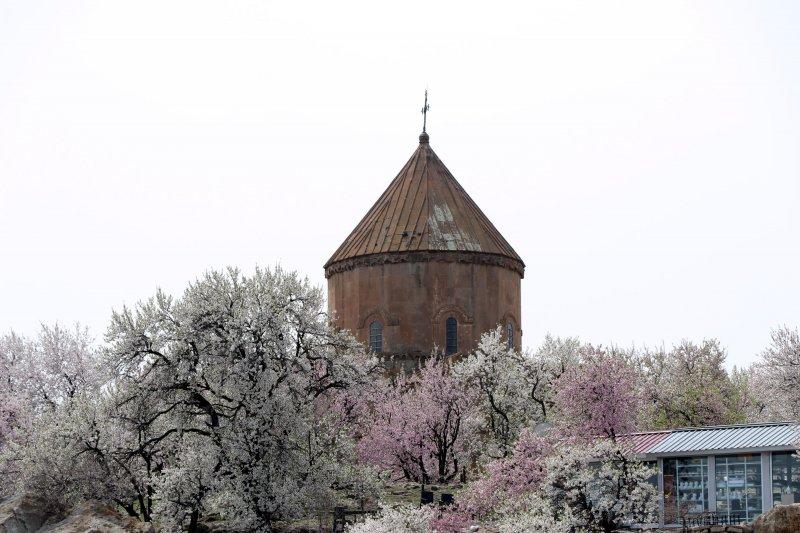 Akdamar Adası'nda kısıtlama sessizliği