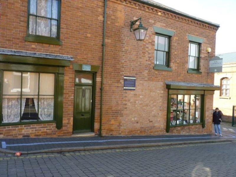 Ünlü yazarların hayata gözlerini açtıkları evler