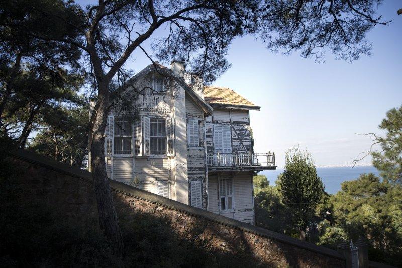 Ünlü yazarların hayata gözlerini açtıkları evler