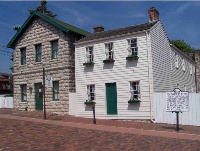 Ünlü yazarların hayata gözlerini açtıkları evler