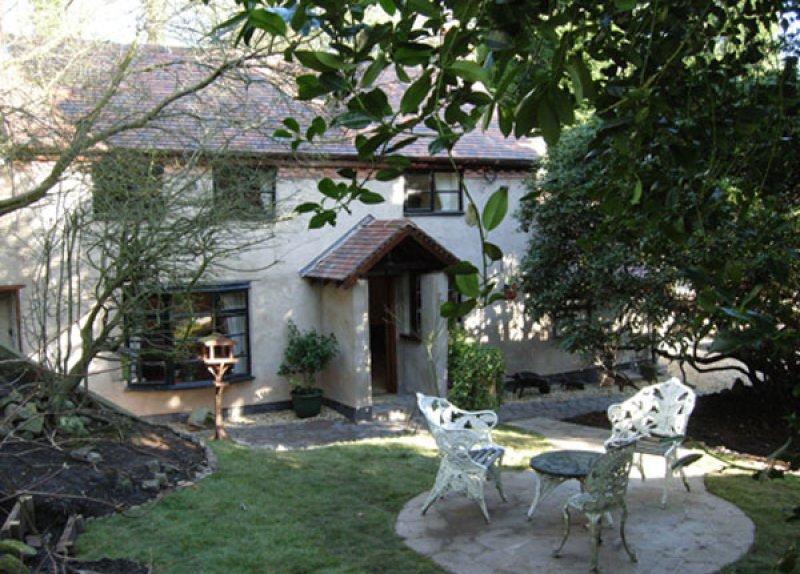 Ünlü yazarların hayata gözlerini açtıkları evler