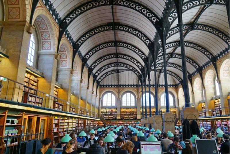 Dünyanın en önemli görkemli kütüphaneleri